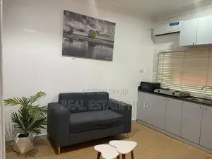 Serviced Apartment