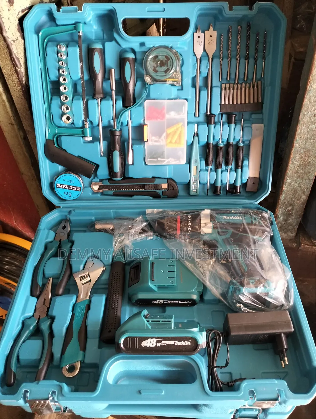 Makita Cordless Impact Drill With Tools