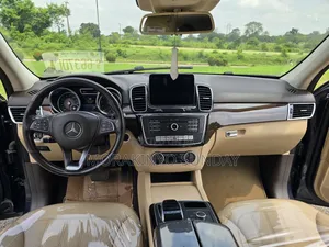 Mercedes-Benz GLE-Class GLE 350 2018 Blue