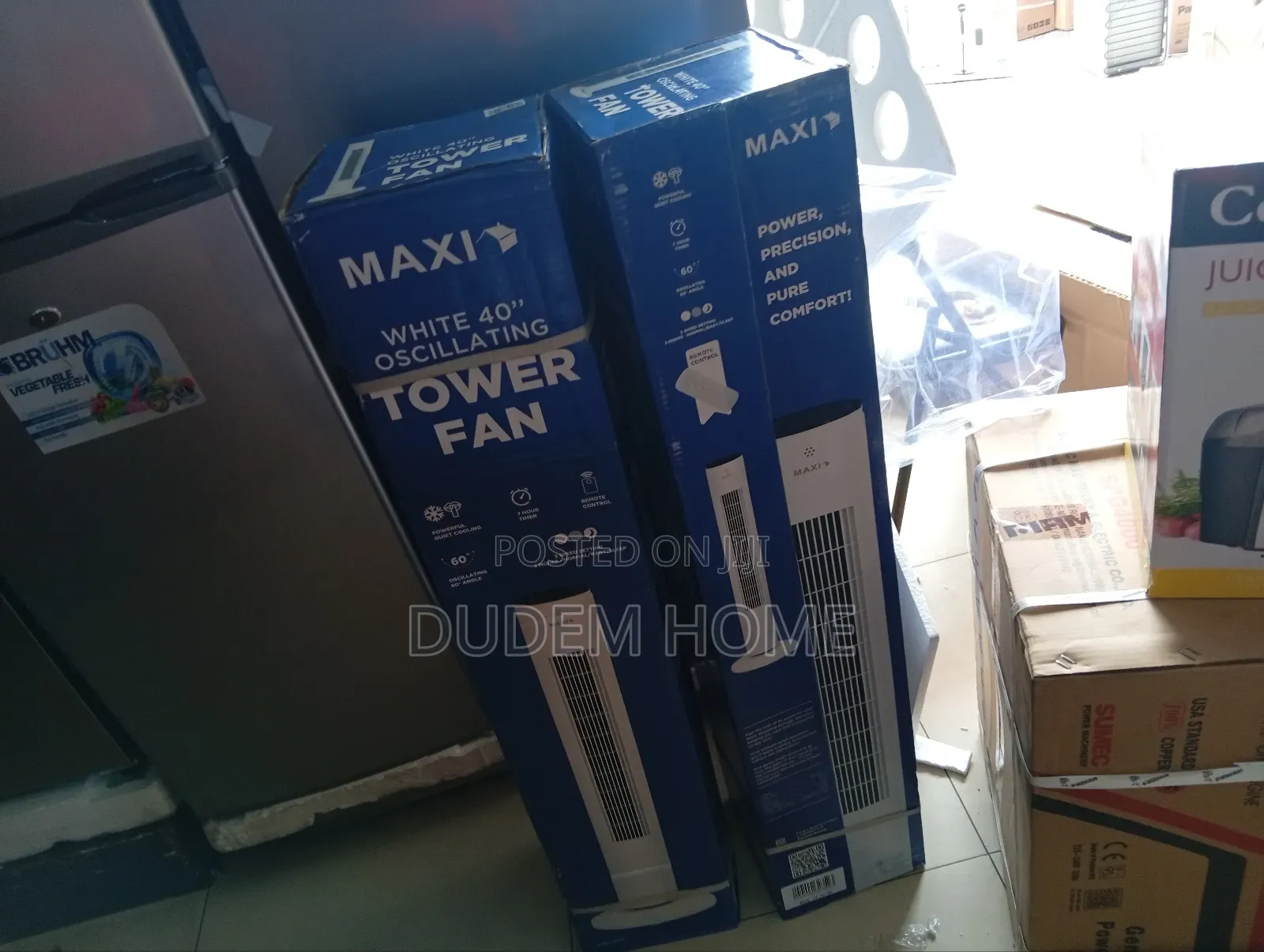 Maxi White 40 Oscillating Tower Fan 60 Angle 3 Speed Settings