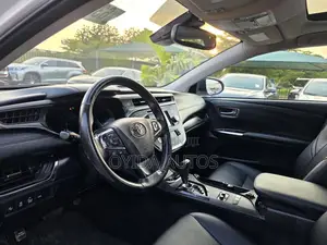Toyota Avalon Touring (3.5L 6cyl 6A) 2018 White