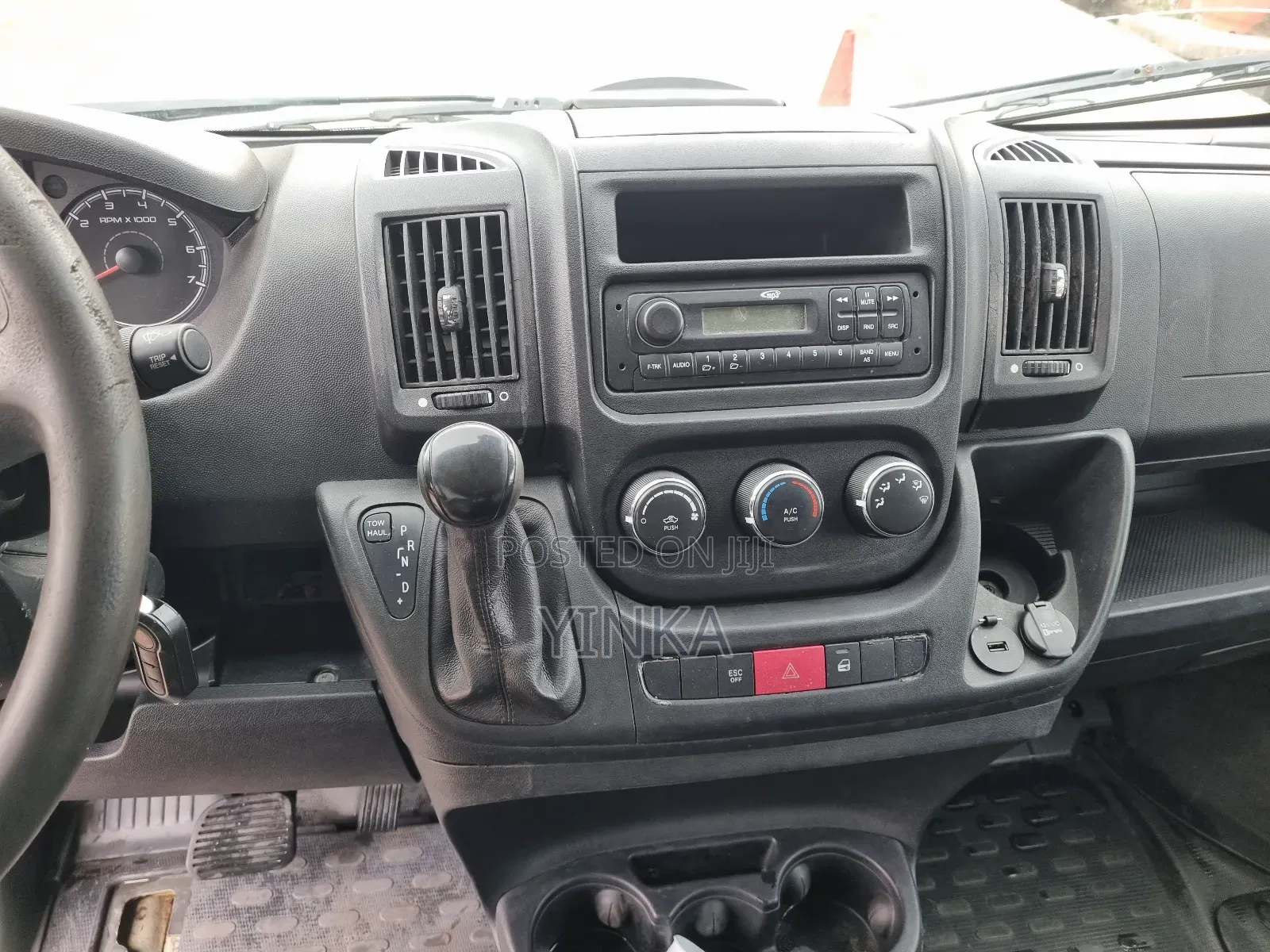 Dodge B2000 2016 White