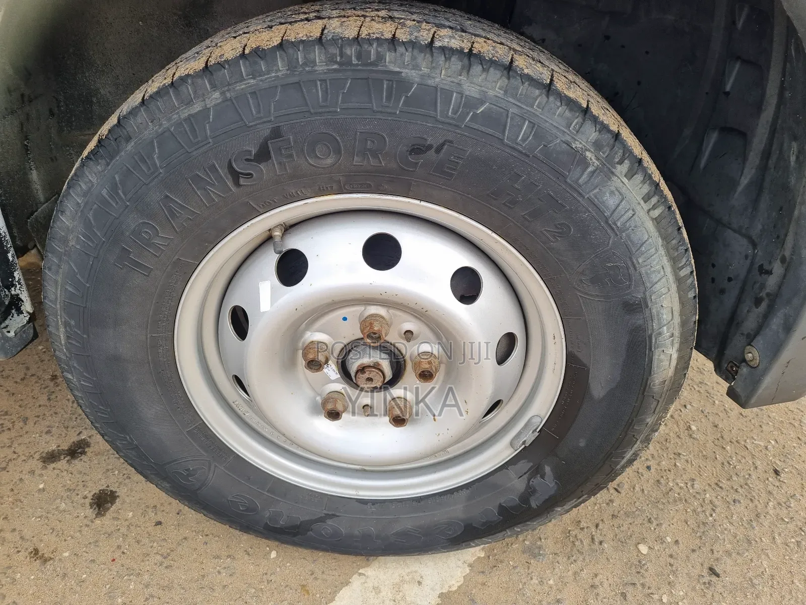 Dodge B2000 2016 White