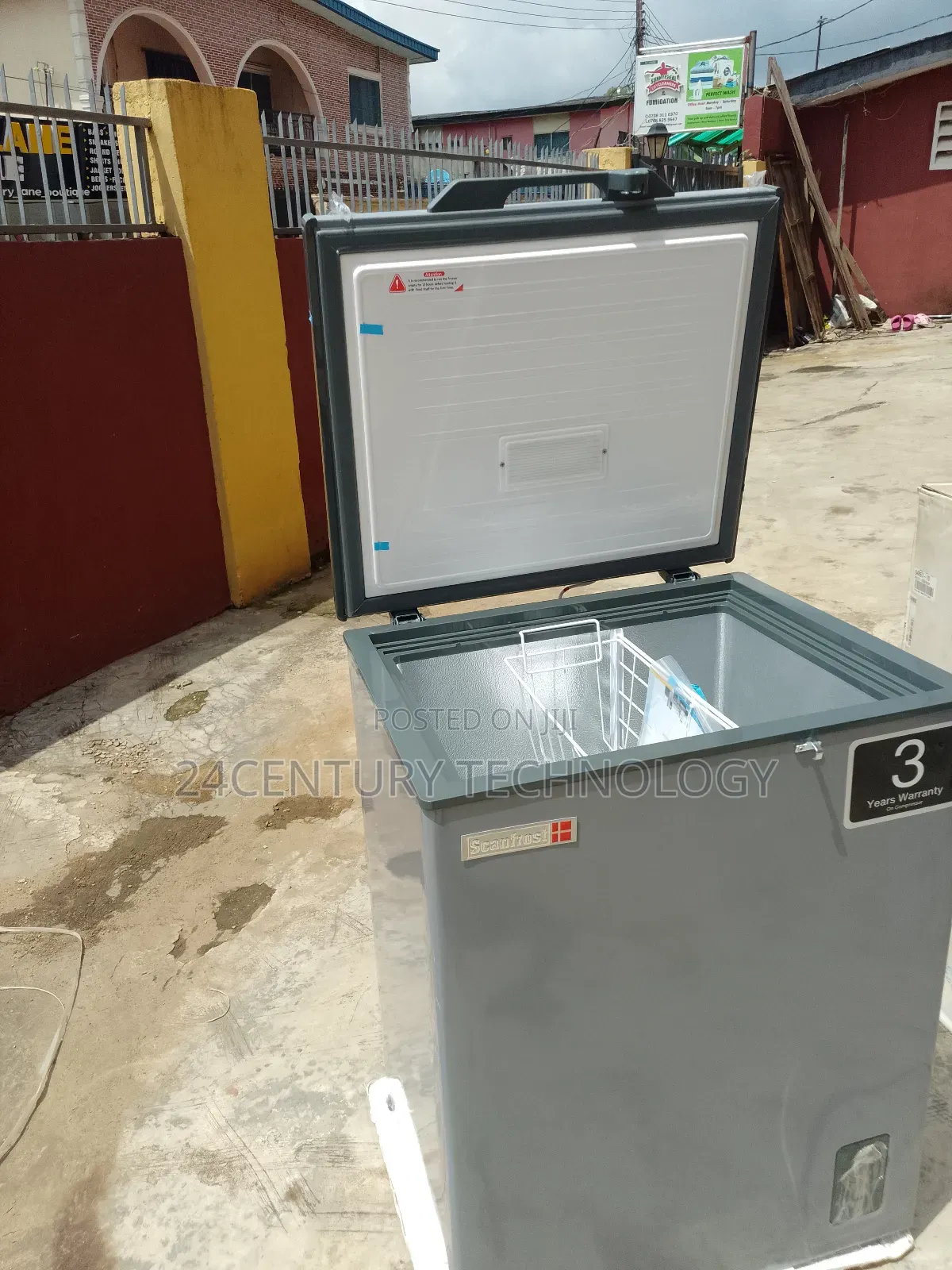 Super Strong Scanfrost 135l Chest Freezer
