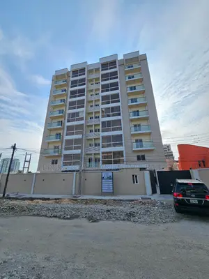 4bdrm Penthouse in A Well Secured, Saka Tinubu for sale
