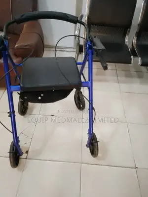 Rollator With Four Wheels