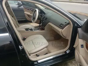 Mercedes-Benz C300 Luxury 4Matic Sedan AWD (3.0L 6cyl 7A) 2011 Black