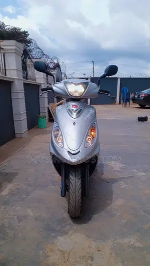 Kymco Agility 2023 Silver