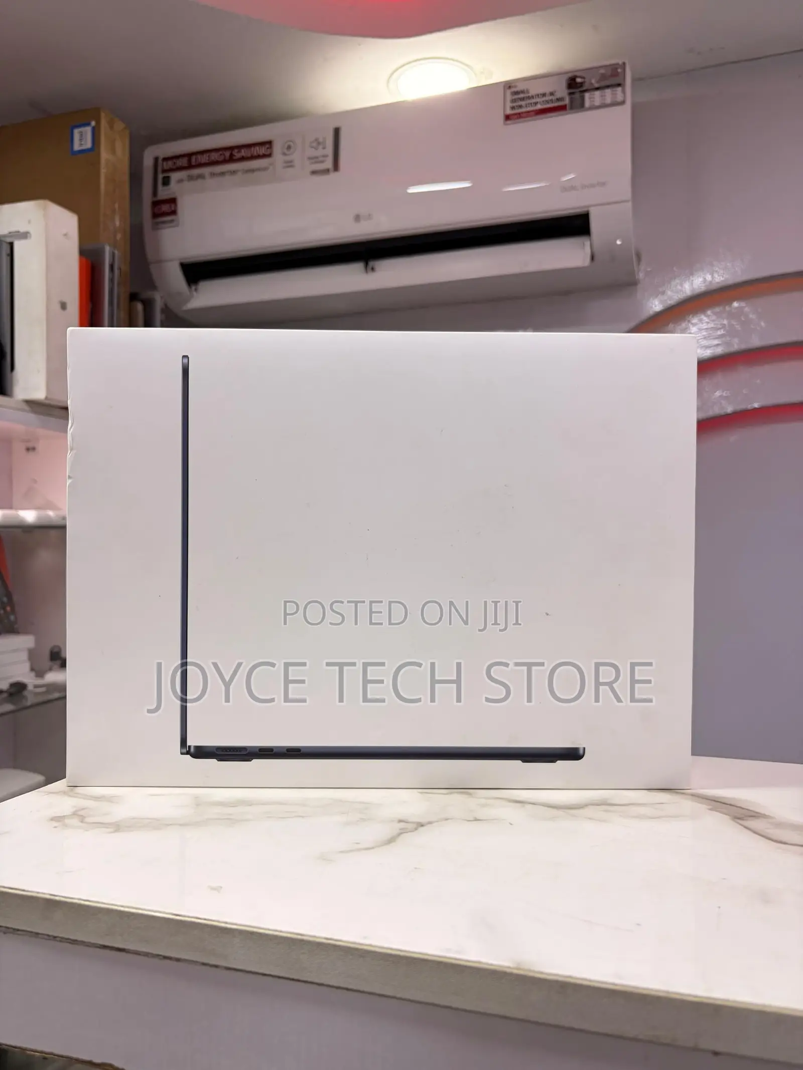 Macbook Air M2 8/256gb