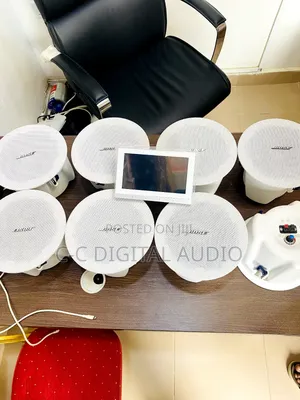 7 Inches Inwall Smart Amplifier Plus 8 Bose Ceiling Speakers