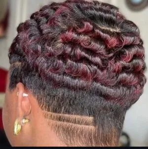 Short Hair Making and Wigging