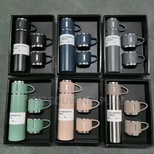 Vacuum Flask With Cups