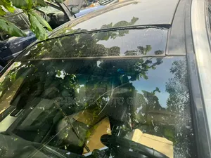 Hyundai Sonata 2017 Small Panoramic Roof Glass Available