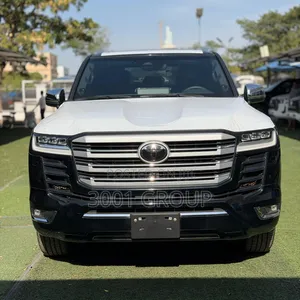 New Toyota Land Cruiser LC300 2025 Black