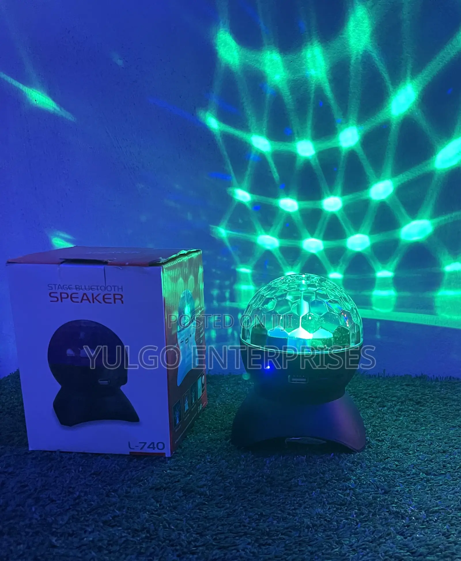 Night Rotating Lamp With Speaker