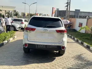 Toyota Highlander 2018 White