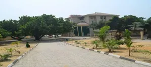 32 Rooms Hotel for Sale