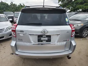 Toyota RAV4 3.5 4x4 2011 Silver