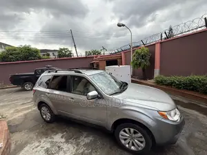 Subaru Forester 2011 Gray