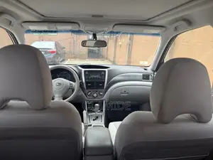 Subaru Forester 2011 Gray