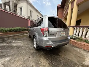 Subaru Forester 2011 Gray