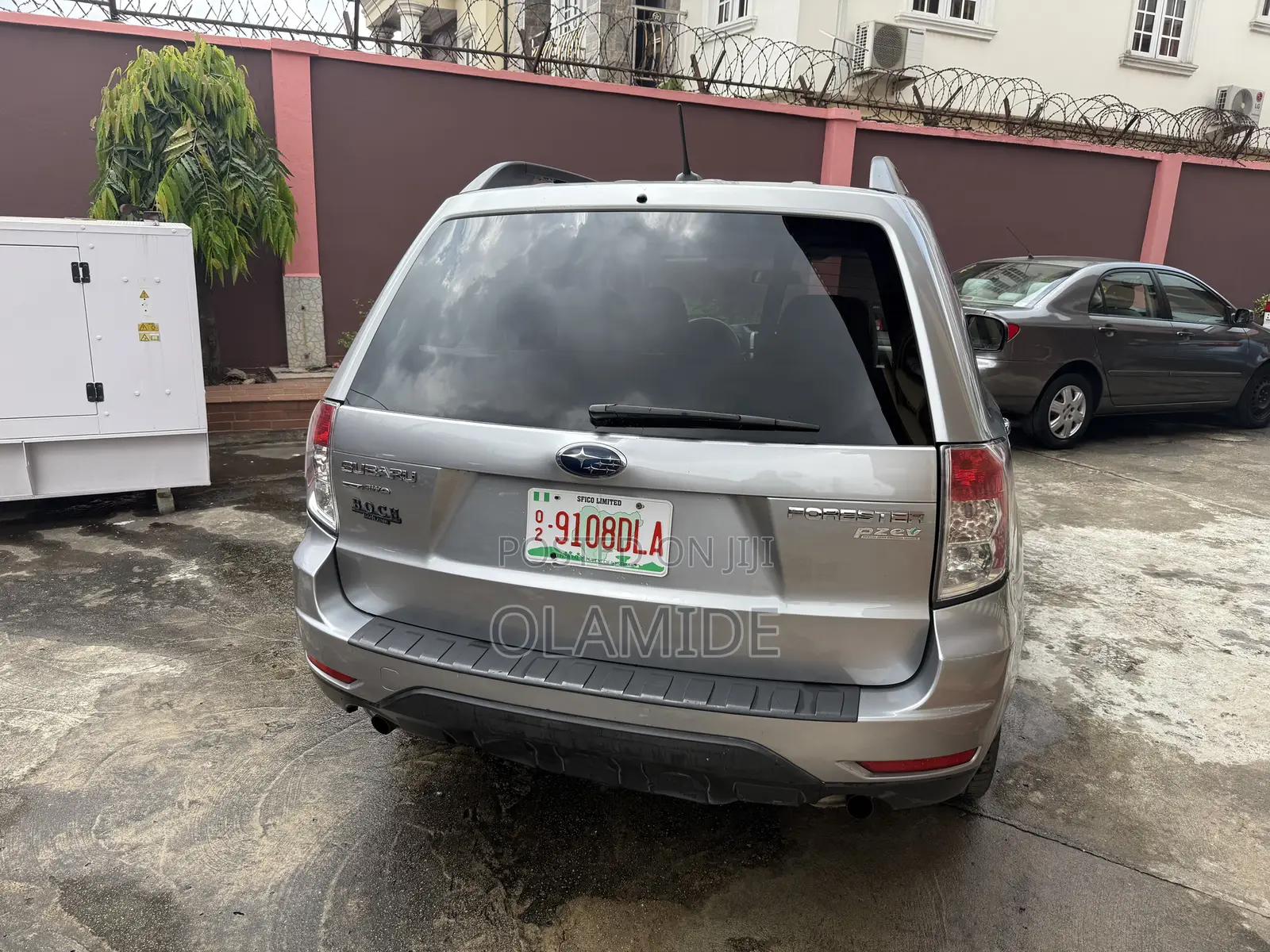 Subaru Forester 2011 Gray