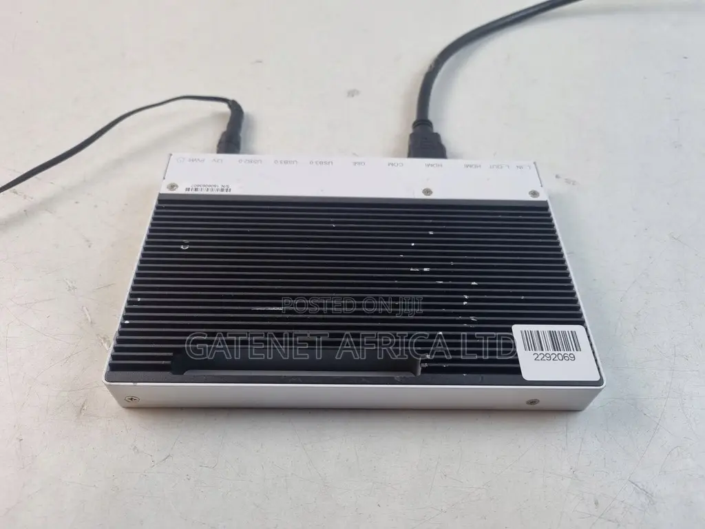 Ibase Si-22 - Ultra Slim, Fanless Digital Signage Player Wt Support