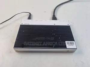 Ibase Si-22 - Ultra Slim, Fanless Digital Signage Player Wt Support