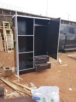 4 by 6 Ft Wardrobe