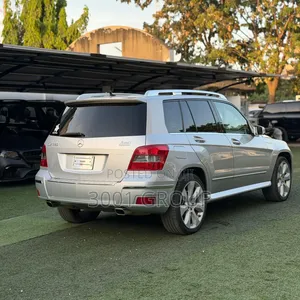 Mercedes-Benz GLK-Class 350 4MATIC 2010 Silver