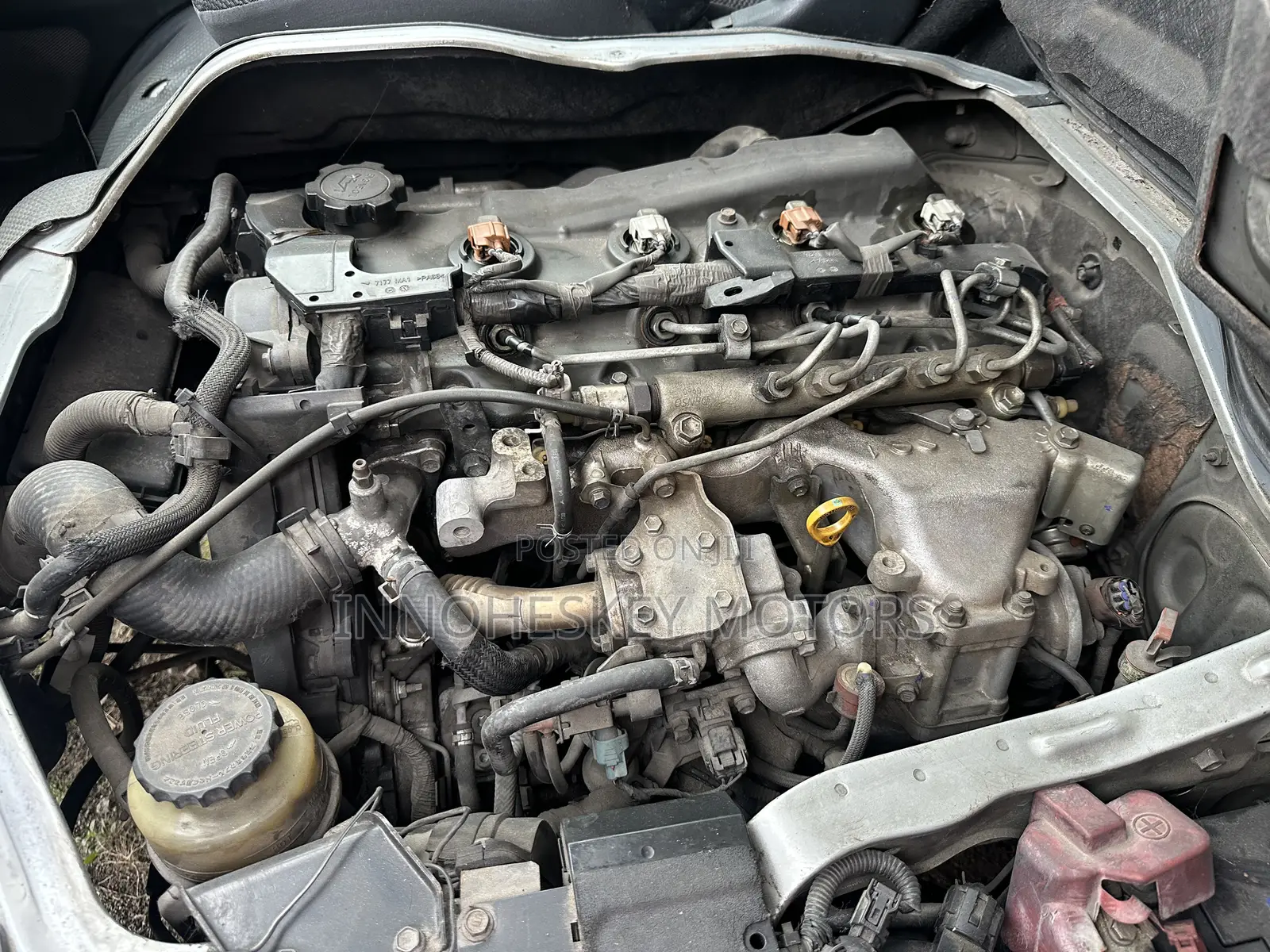Toyota HiAce 2010 Silver
