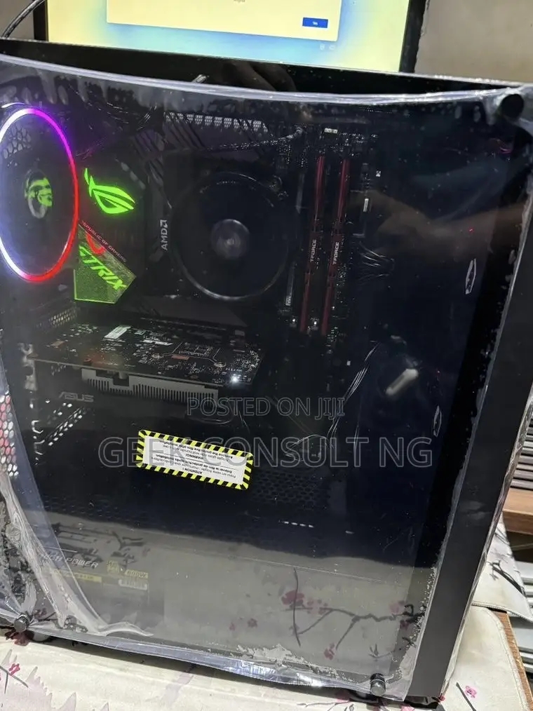 New Desktop Computer 32GB AMD Ryzen 5 SSD 1T