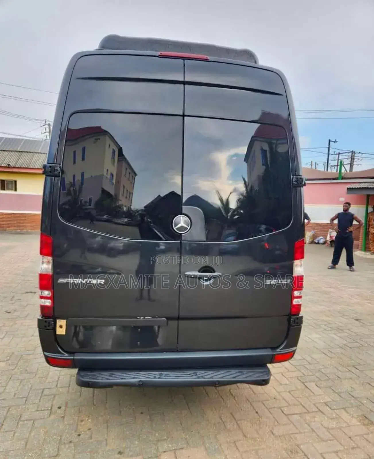 Mercedes-Benz Sprinter 2016 Black