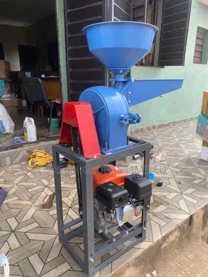 Grinder/Crusher Machine With Petrol Engine