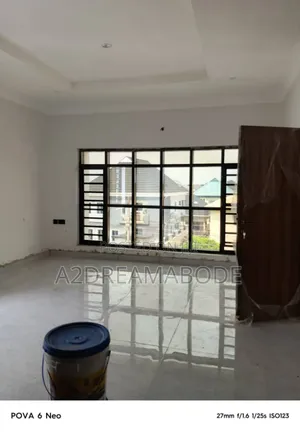 4bdrm Duplex in Magodo Phase 1 for rent