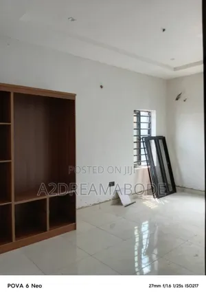 4bdrm Duplex in Magodo Phase 1 for rent