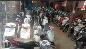 Yamaha Gear 2018 White