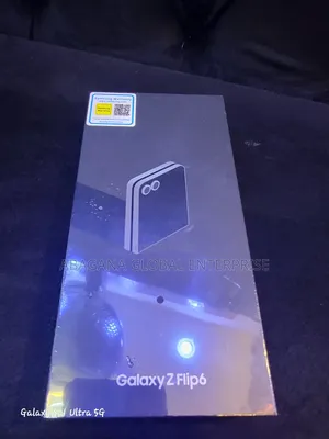 New Samsung Galaxy Z Flip6 512 GB Gray