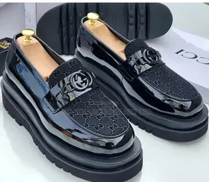 Luxury Louis Vuitton Monogram Men’S Shoes – New With Box