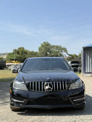 Mercedes-Benz C250 2012 Black
