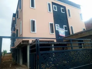 3bdrm Apartment in Ayodele Estate, Ifako-Gbagada for sale