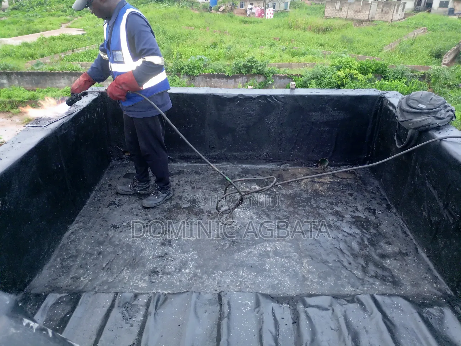 Symbiotic Leak-Proofing Experts