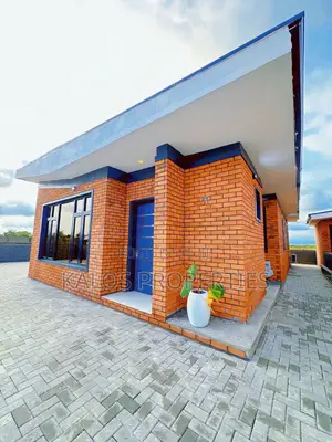3bdrm Bungalow in Aiyetoro Ibeju Lekki, Elerangbe for sale