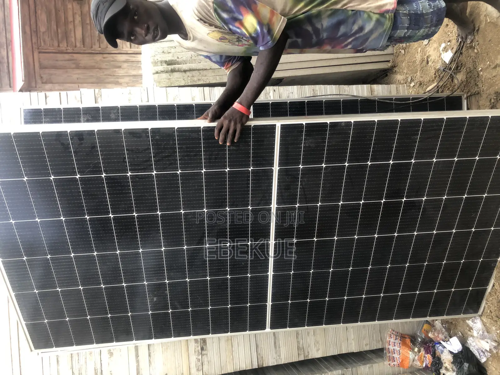 550w Broken Panels