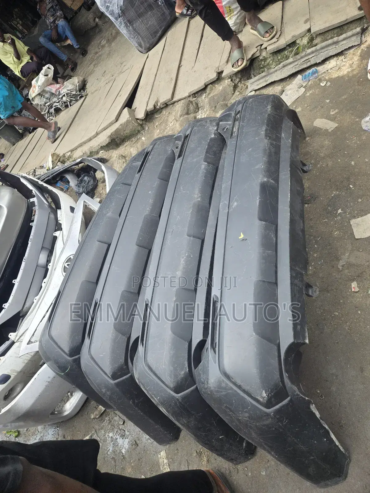 Rav4 2020 Back Bumper Down
