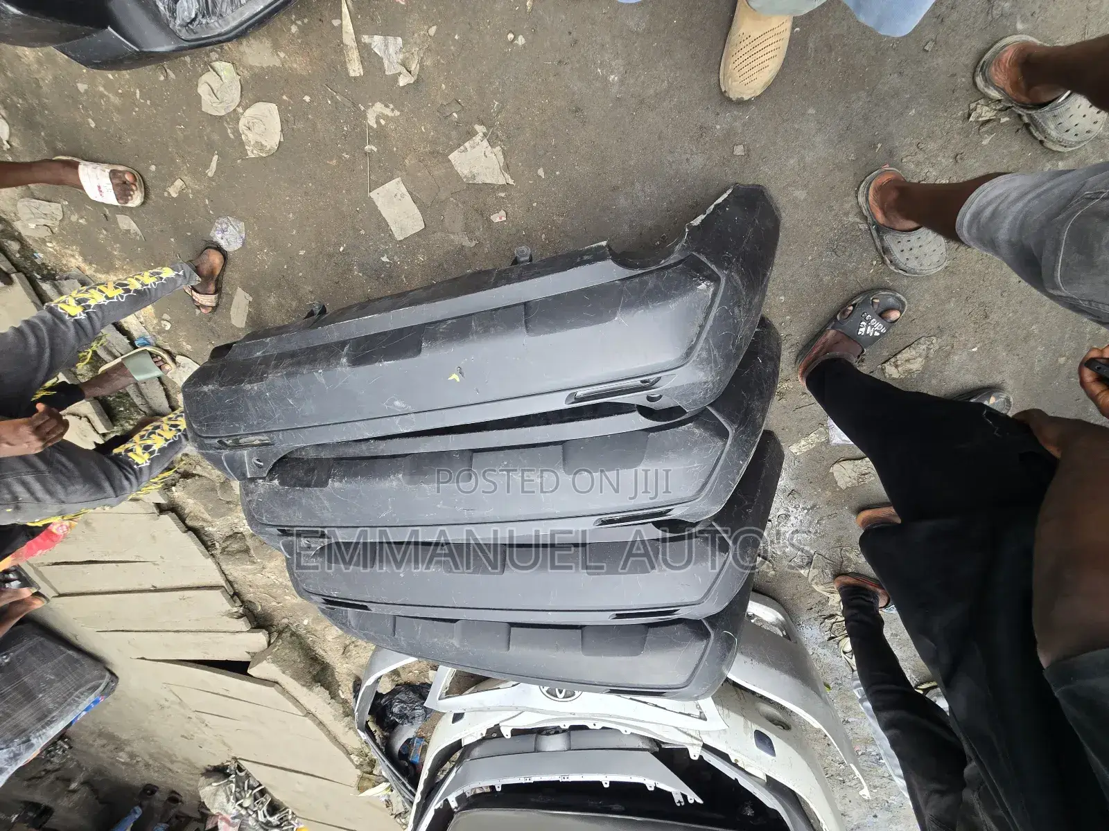 Rav4 2020 Back Bumper Down
