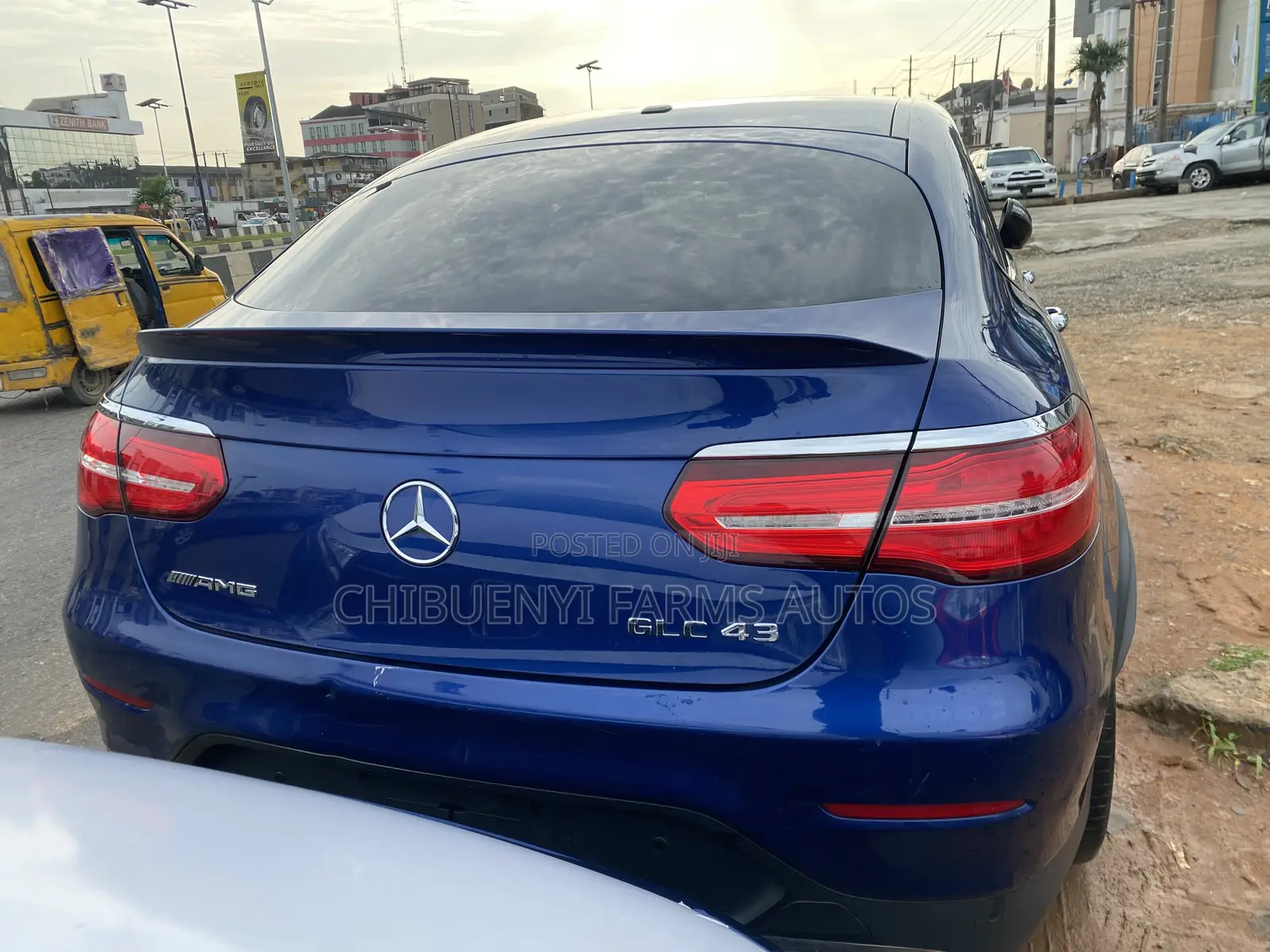 Mercedes-Benz GLC-Class 2019 Blue