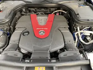 Mercedes-Benz GLC-Class 2019 Blue