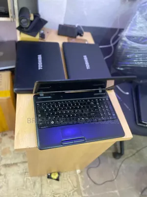 Laptop Toshiba C50 3GB Intel Pentium HDD 160GB