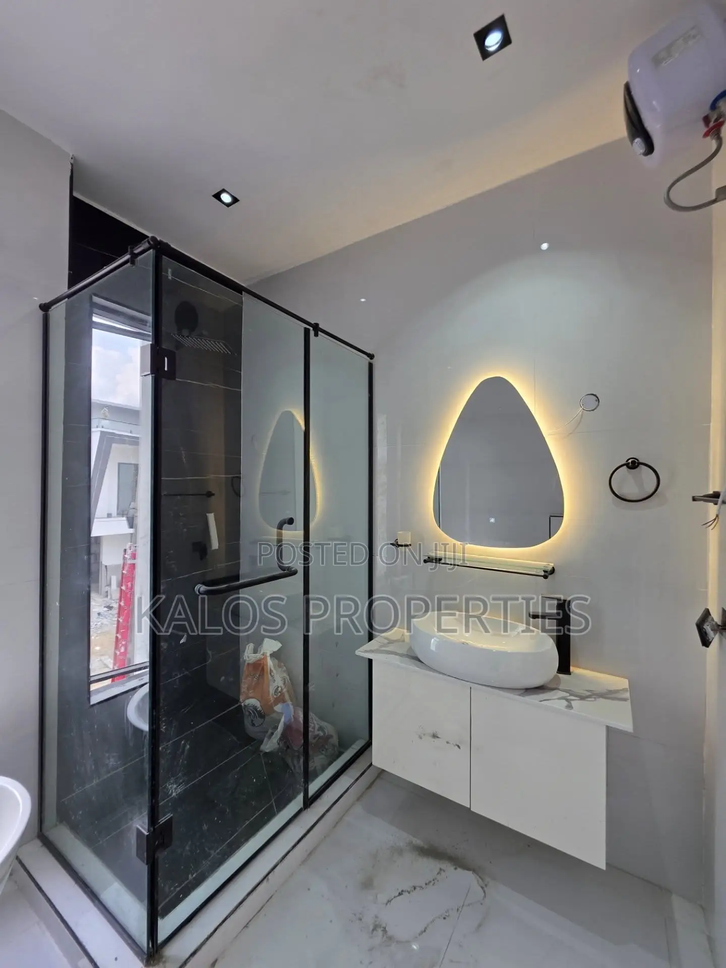 4 Bedroom Detached Duplex for Sale